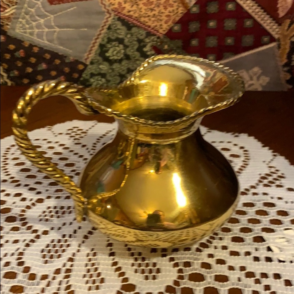 Solid Brass decorative Pitcher - Picture 4 of 8